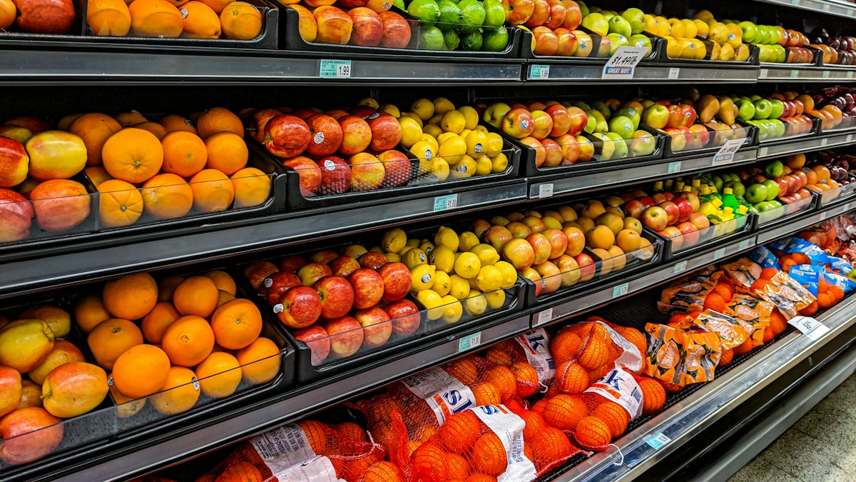 How Retailers Decide Coupon Discounts (An Insider Look)