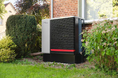 Outdoor heat pump unit